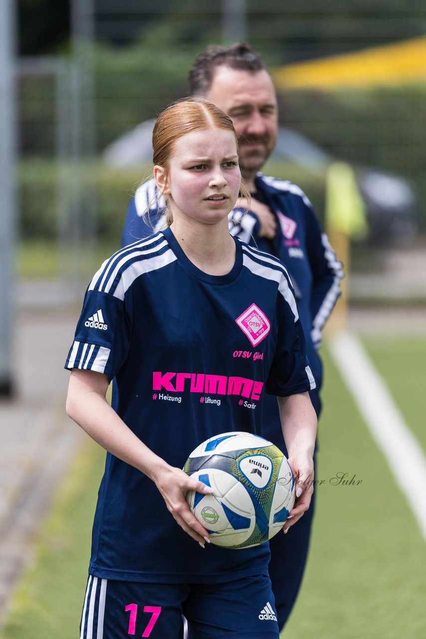 Bild 209 - wCJ Osterroenfelder TSV - VfL Pinneberg : Ergebnis: 0:15